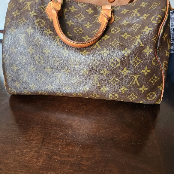 SOLD Louis Vuitton speedy 35 - Picture 3 of 11